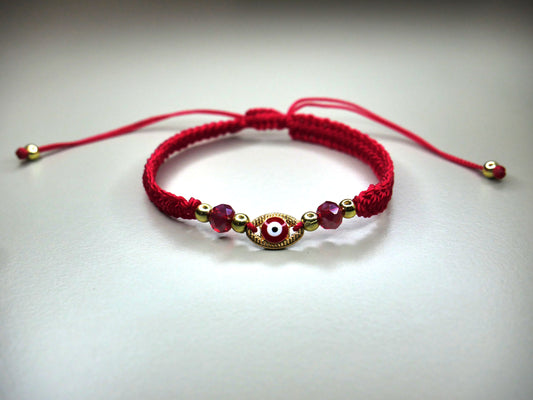 Handmade Bracelet with  Evil Eye for Protection, Style, and Spiritual Energy – A Perfect Accessory for Everyday Wear